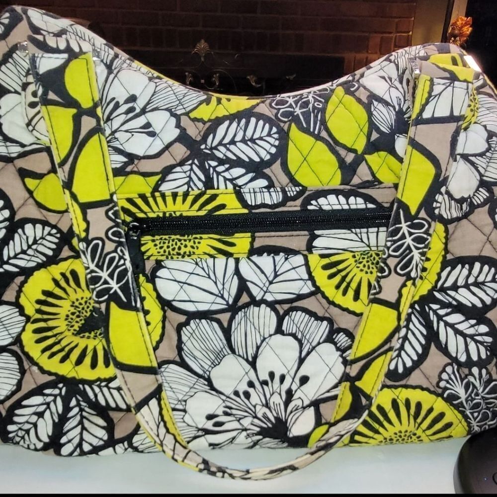 #258 Vera Bradley retired handbag